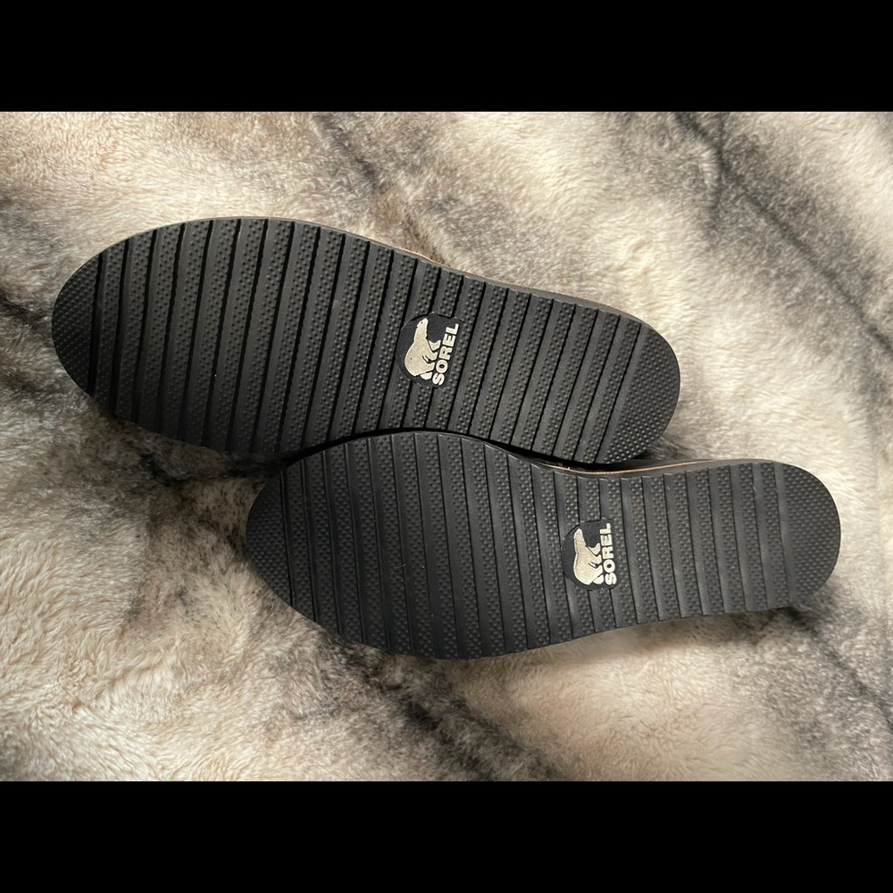 Sorel flats